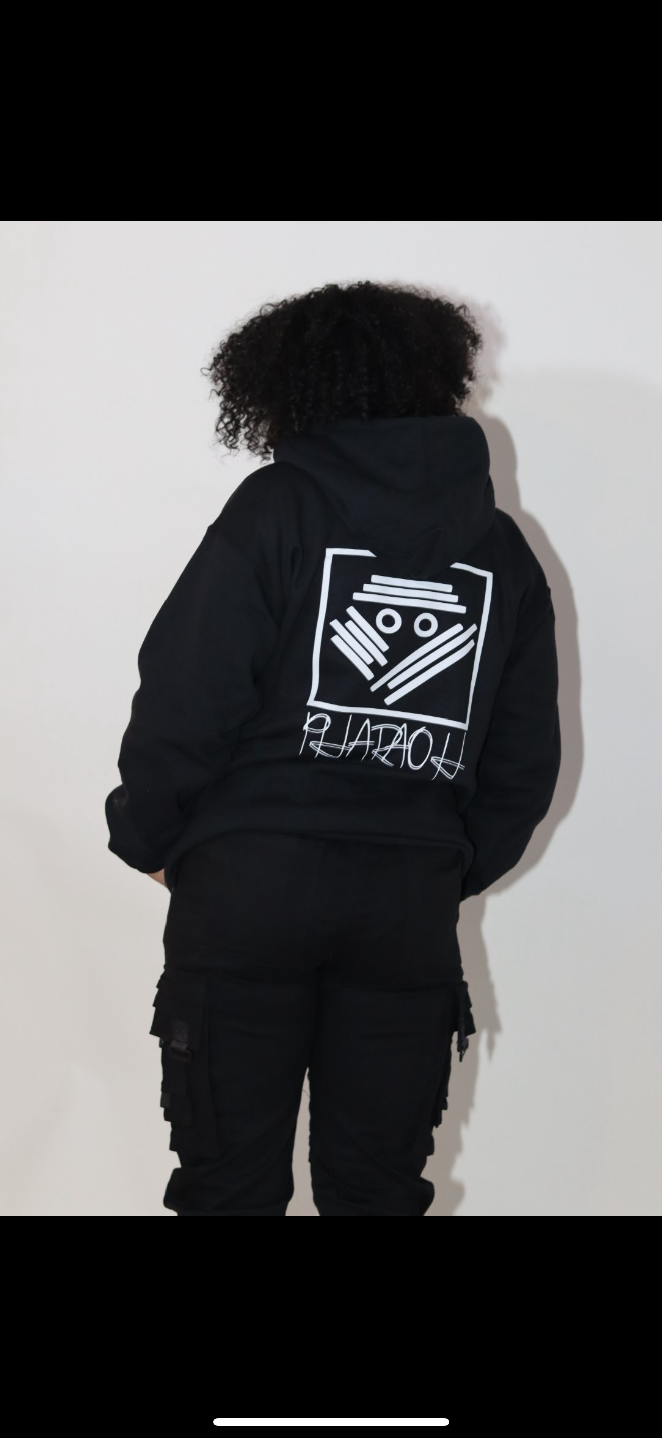 Pharaoh across chest sweater